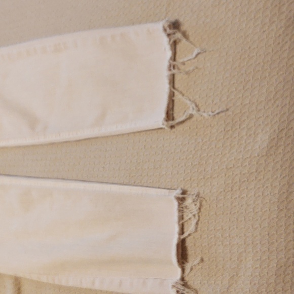 Lauren Conrad Women’s Blush Pink Denim Jeans - Picture 6 of 6